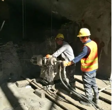 信阳水下抗分散灌浆料特点 水下不分散注浆料介绍